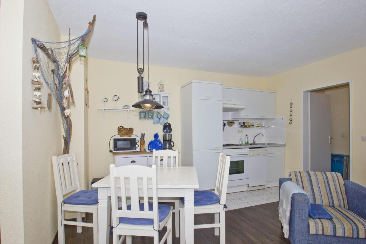 Strandnahe 2-Raum-Ferienwohnung Mit Balkon - Strandhaus Moenchgut Fewo 10 Lobbe Extérieur photo
