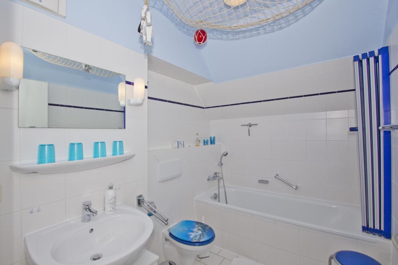 Strandnahe 2-Raum-Ferienwohnung Mit Balkon - Strandhaus Moenchgut Fewo 10 Lobbe Extérieur photo