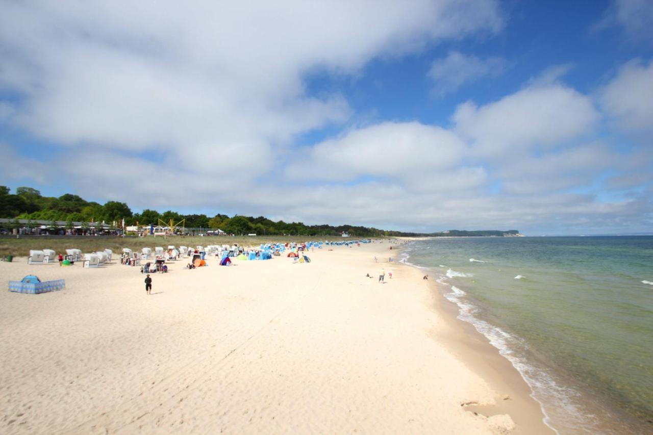 Strandnahe 2-Raum-Ferienwohnung Mit Balkon - Strandhaus Moenchgut Fewo 10 Lobbe Extérieur photo